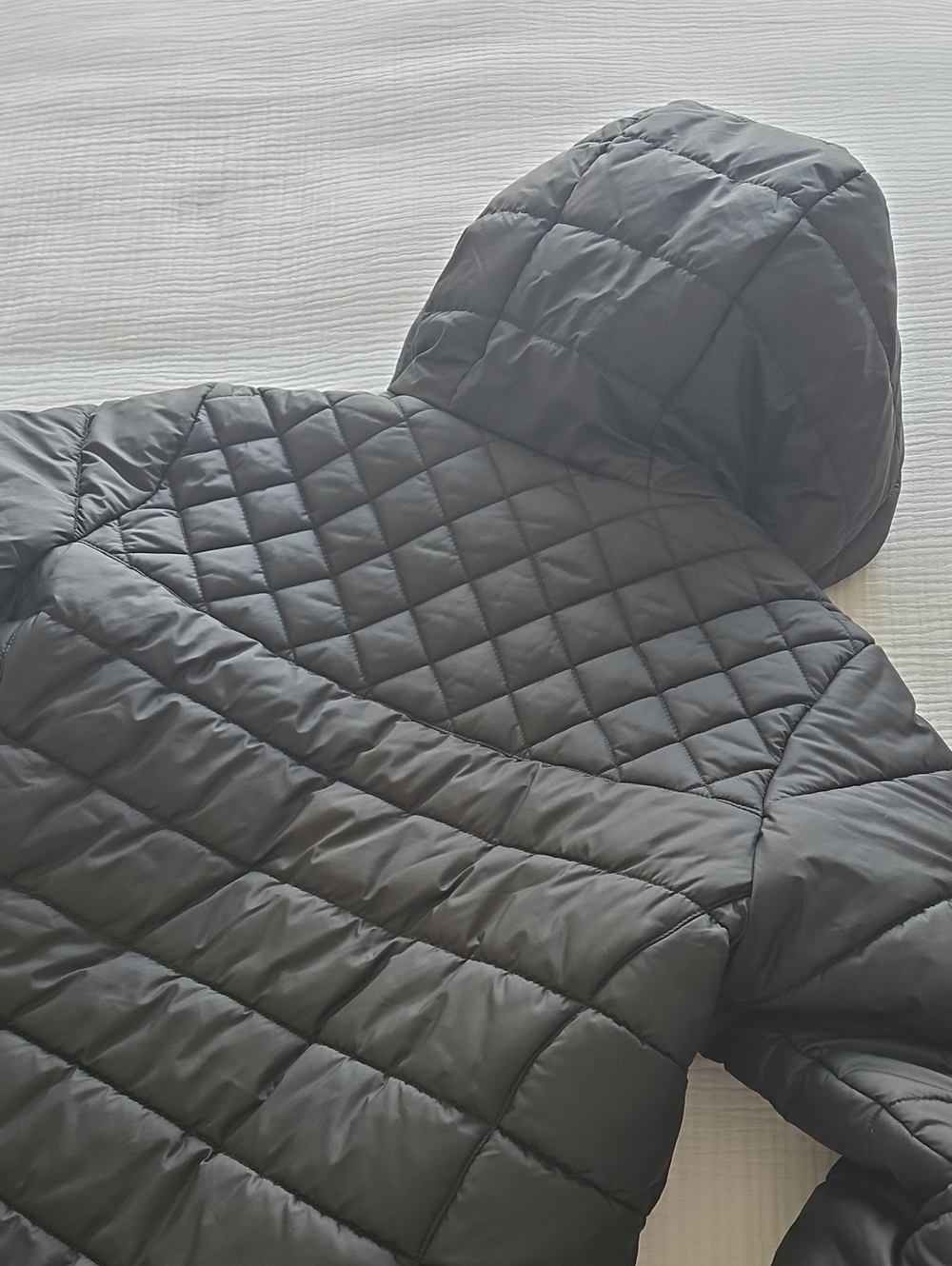 Columbia Women's Black Quilted Hooded Puffer Jacket - Picture 4 of 4